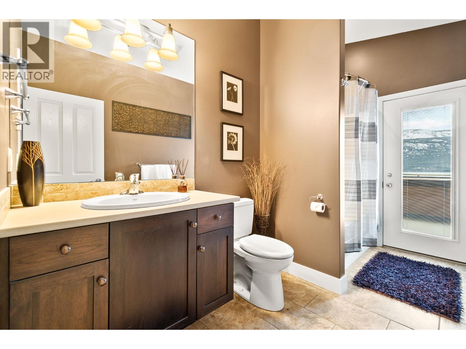 13938 Moberly Road, Lake Country