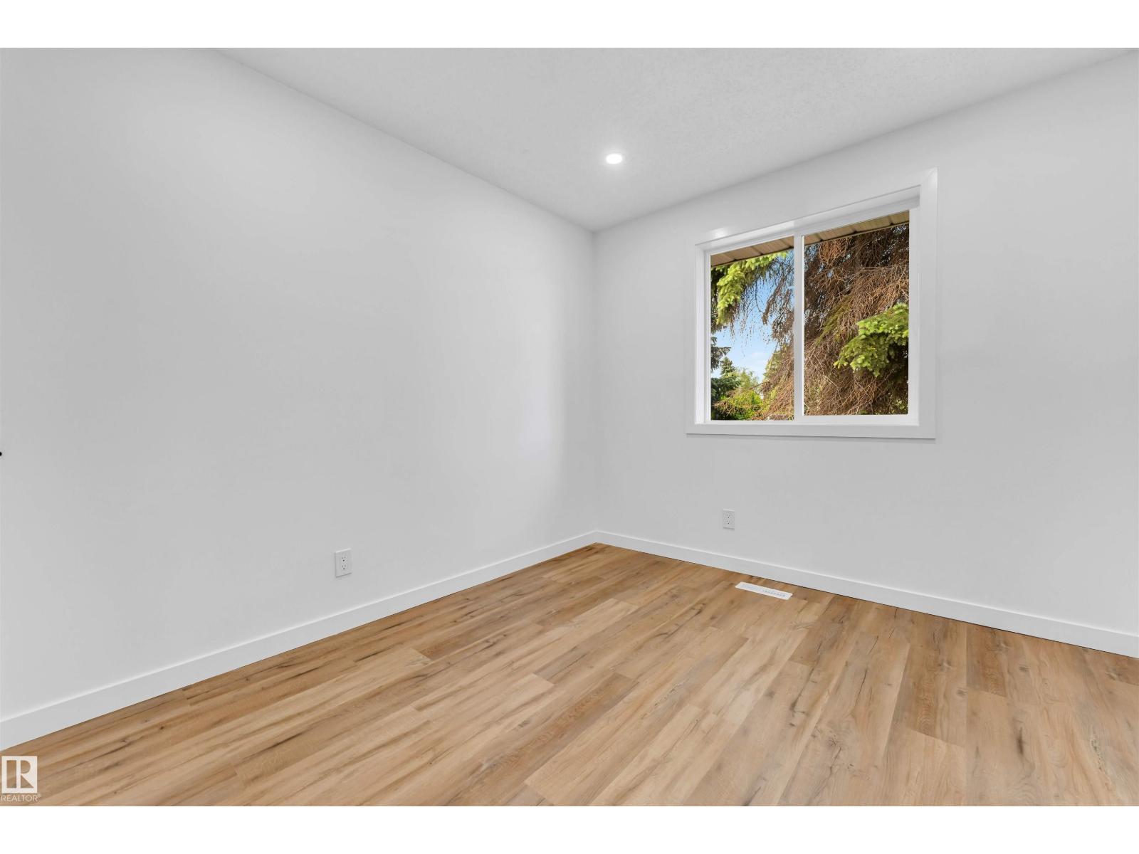 6404 88 AV NW - Image 22