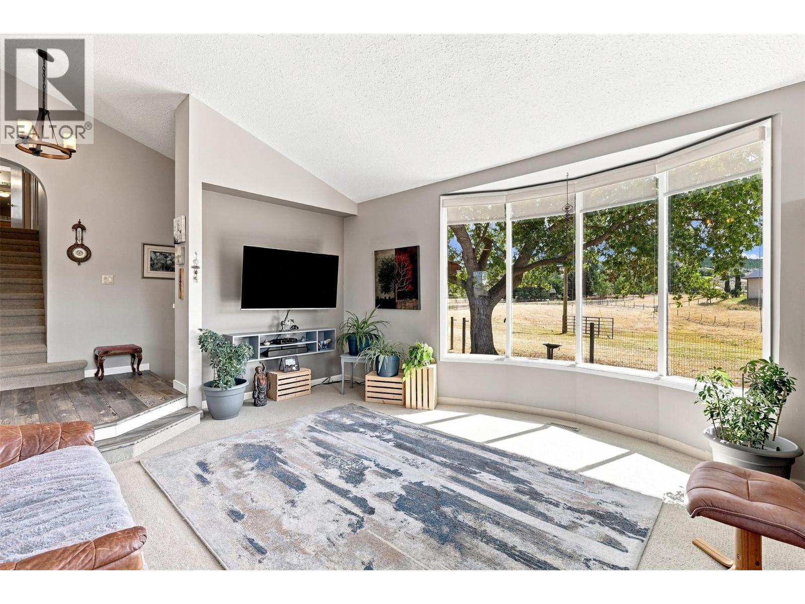 8060 BARNHARTVALE Road - Image 10