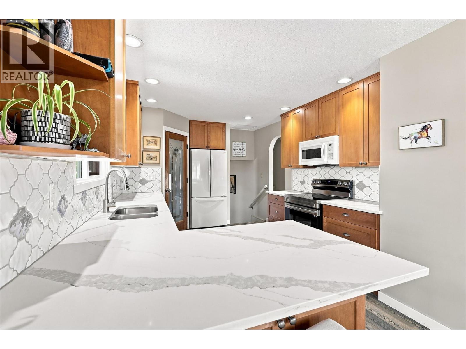 8060 BARNHARTVALE Road - Image 15