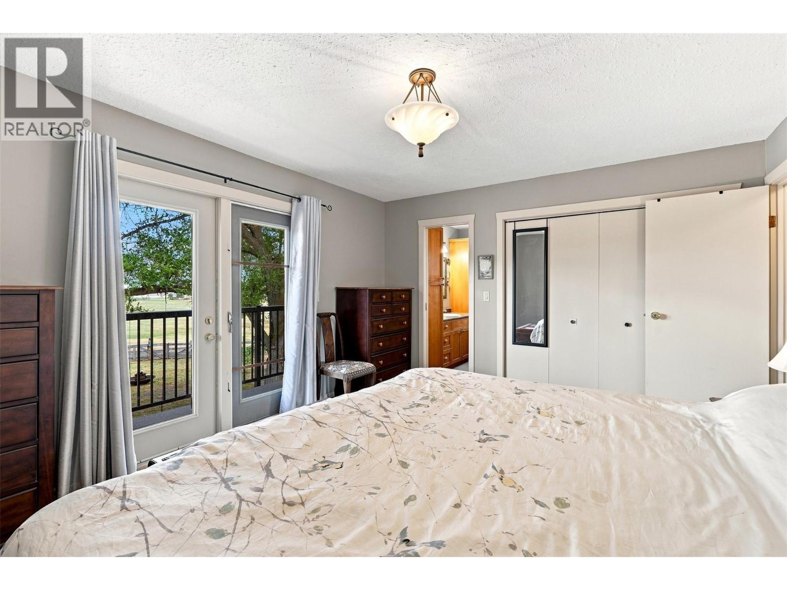 8060 BARNHARTVALE Road - Image 32