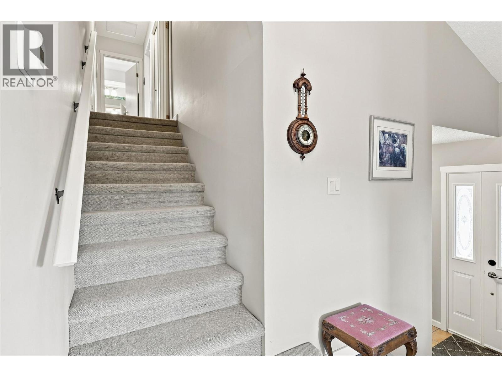 8060 BARNHARTVALE Road - Image 29