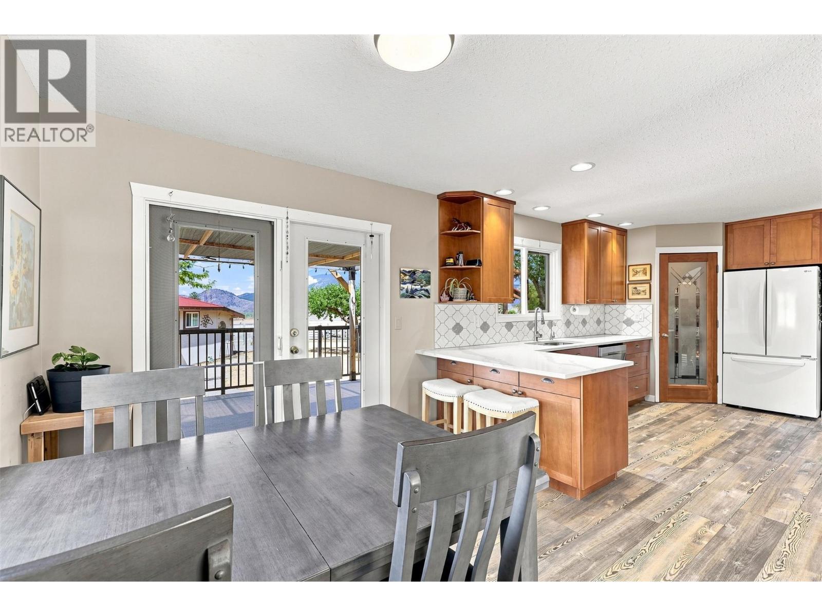 8060 BARNHARTVALE Road - Image 19
