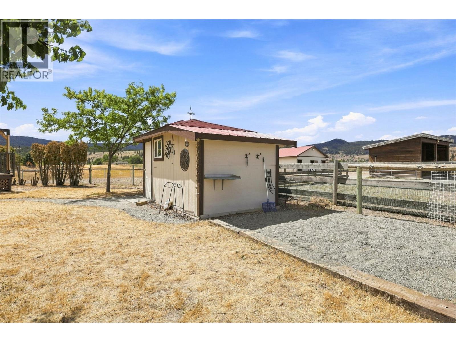 8060 BARNHARTVALE Road - 62