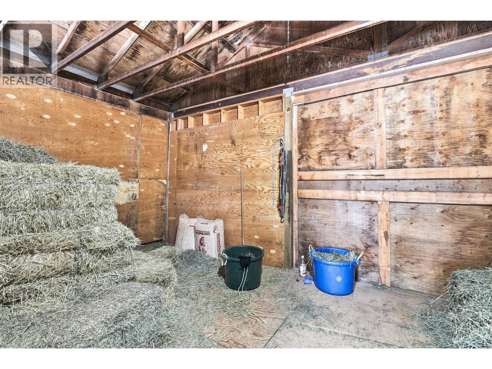 8060 BARNHARTVALE Road - Image 56