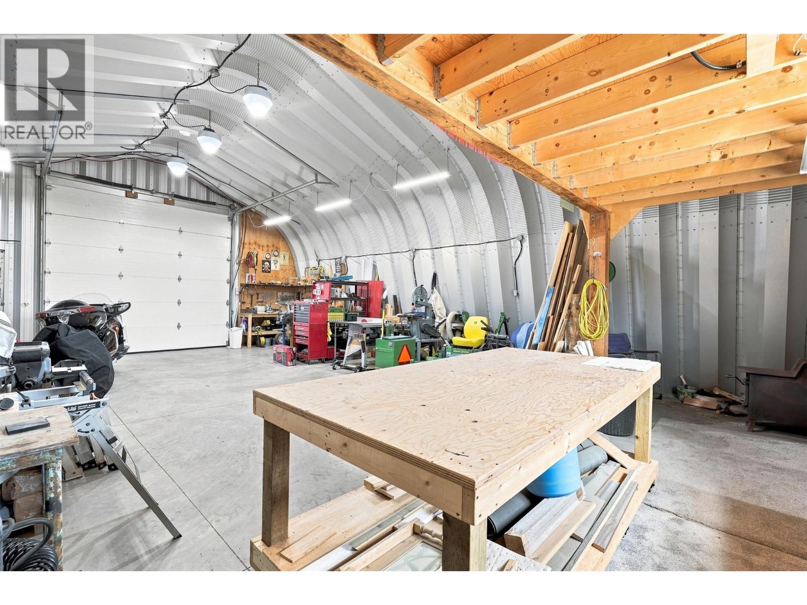 8060 BARNHARTVALE Road - 70