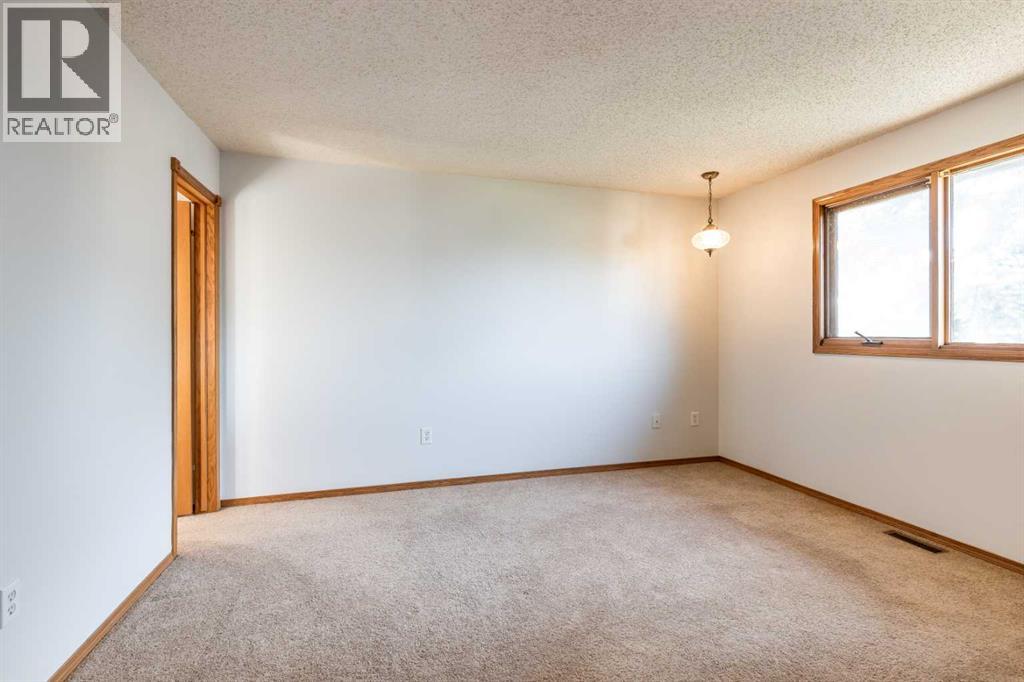 21 Rundle Crescent SE - Image 20