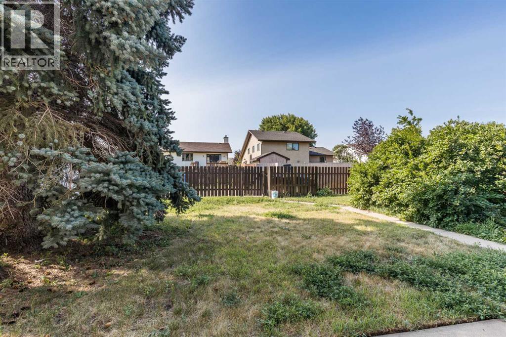21 Rundle Crescent SE - 45