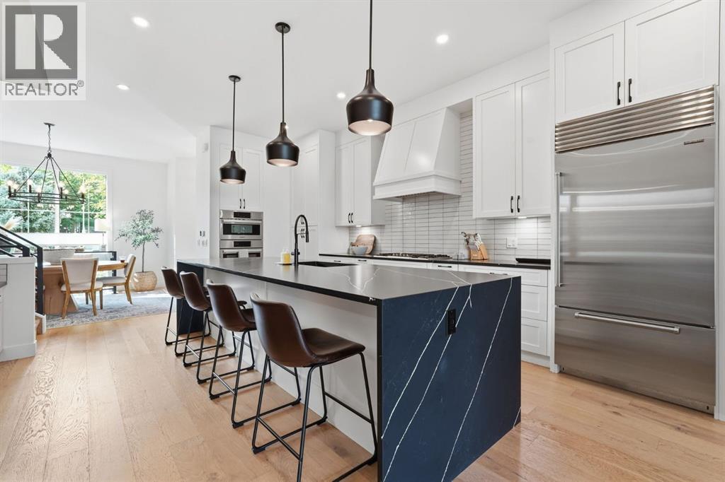 736 35 Street NW - Image 8