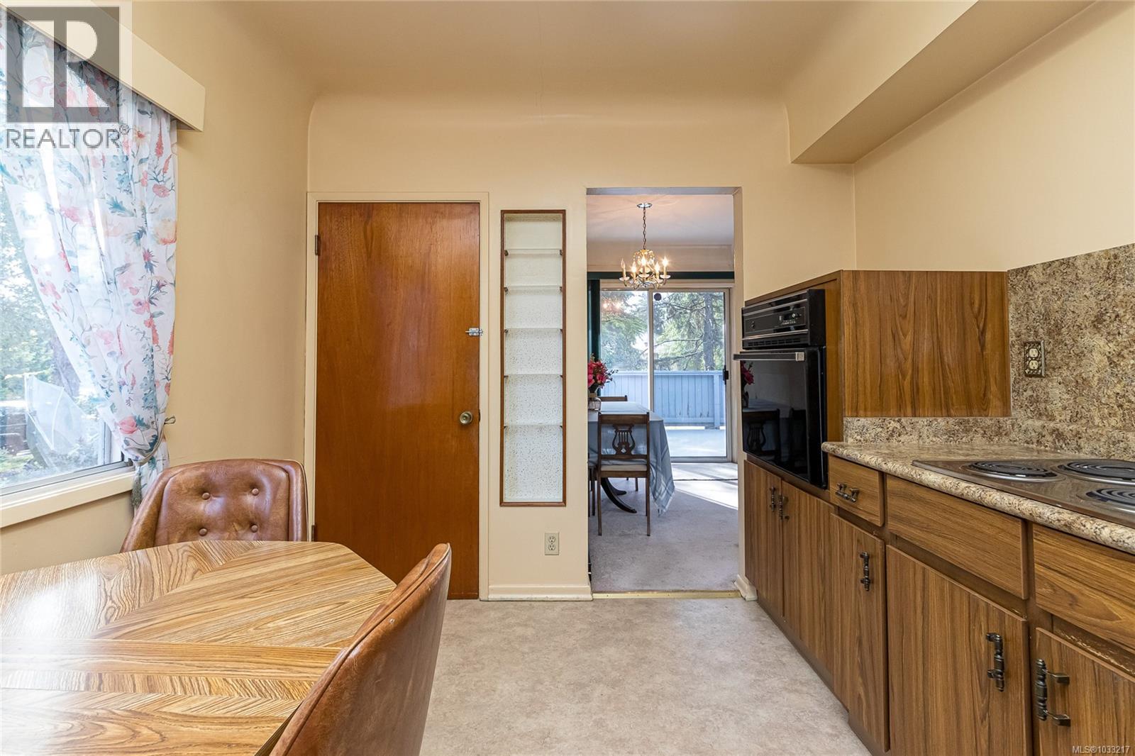 14 Kingham Pl, View Royal
