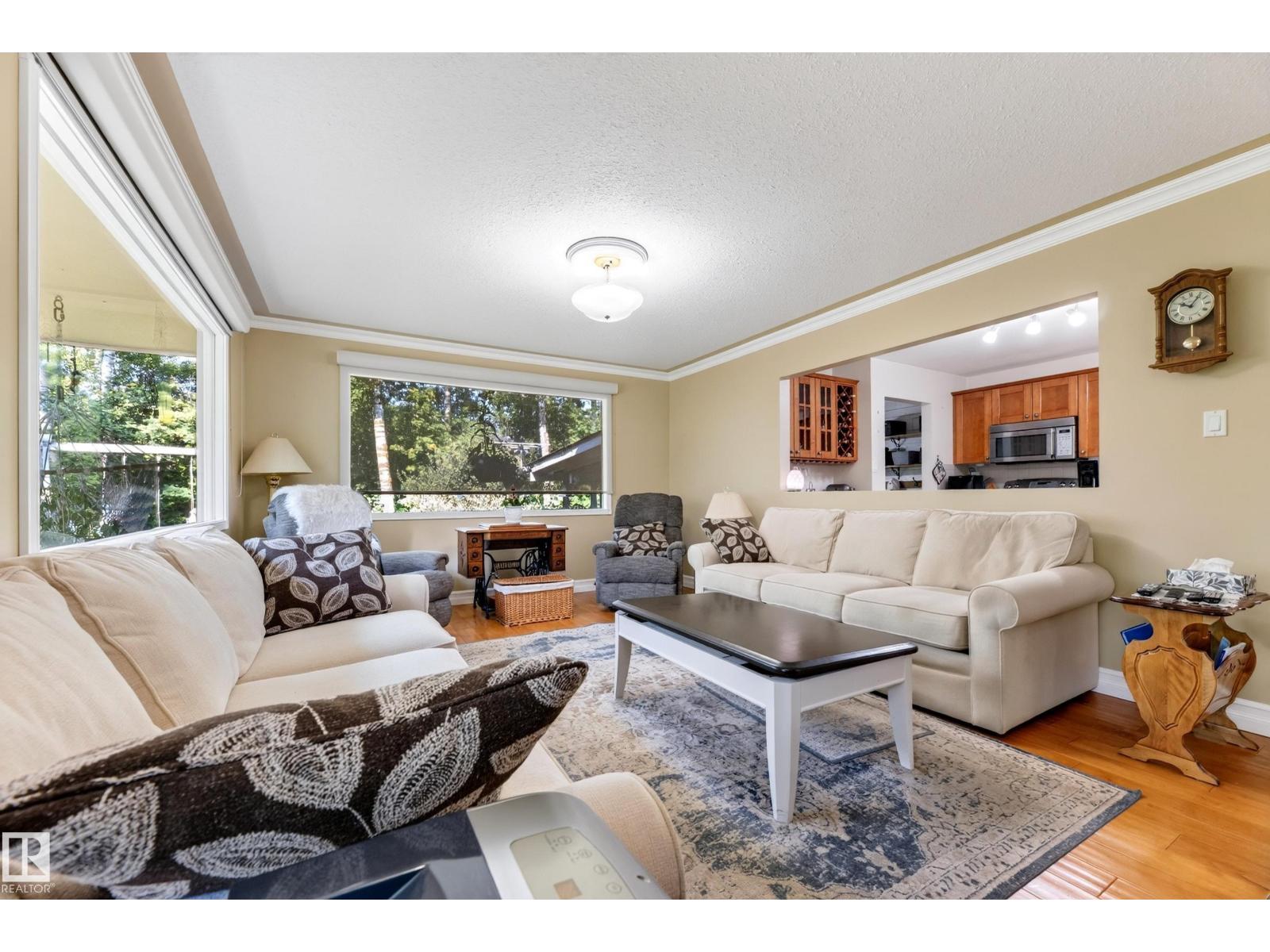 #319 22559 WYE RD - 11