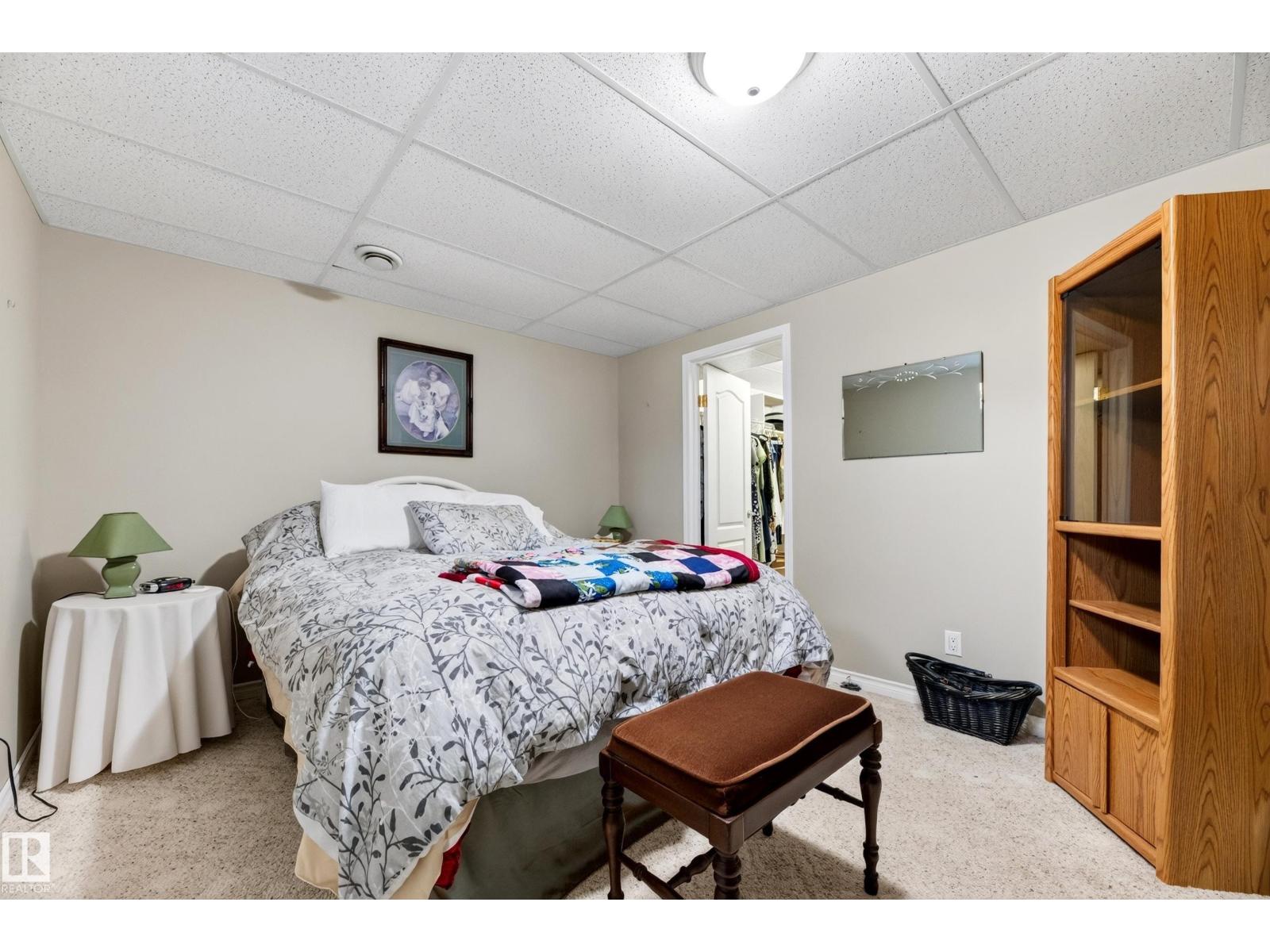 #319 22559 WYE RD - Image 38