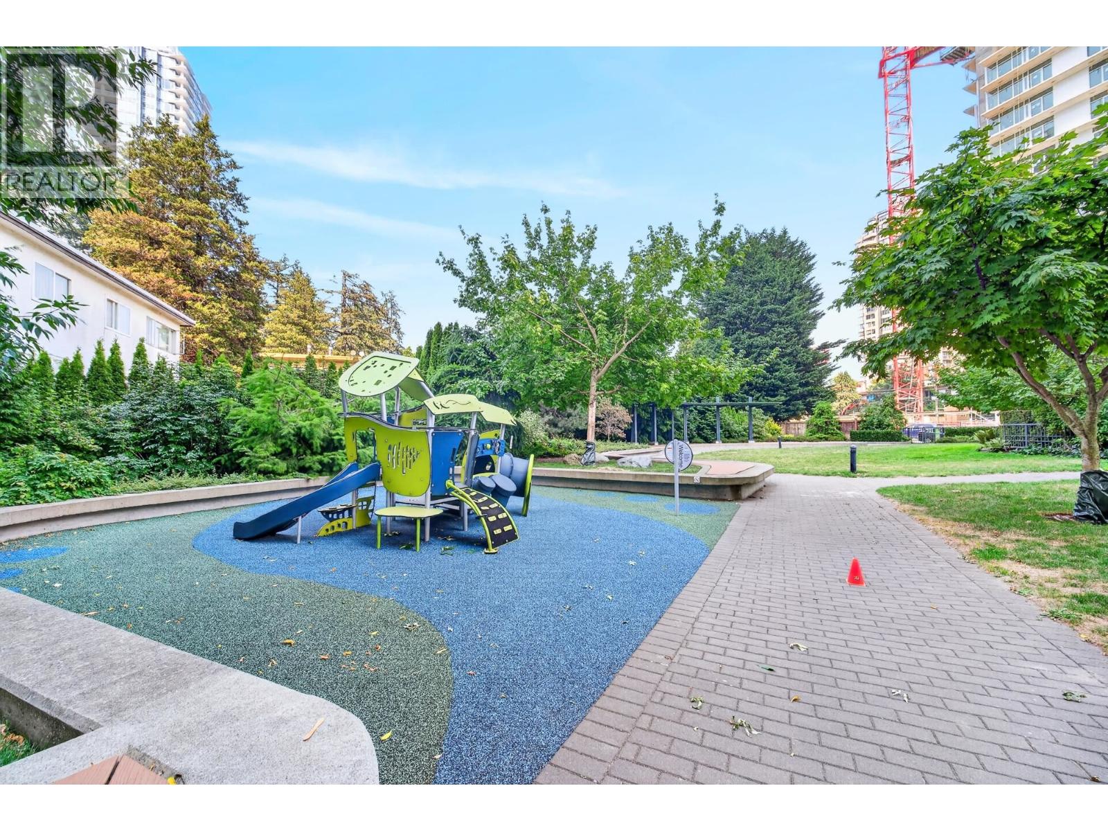 2 Bed, 2 Bath House for Sale in Burnaby – 1408 6638 DUNBLANE AVENUE, Burnaby – MLS# R3152005 - Image 33