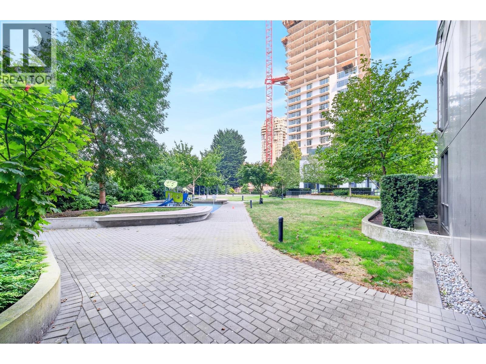 2 Bed, 2 Bath House for Sale in Burnaby – 1408 6638 DUNBLANE AVENUE, Burnaby – MLS# R3152005 - Image 32