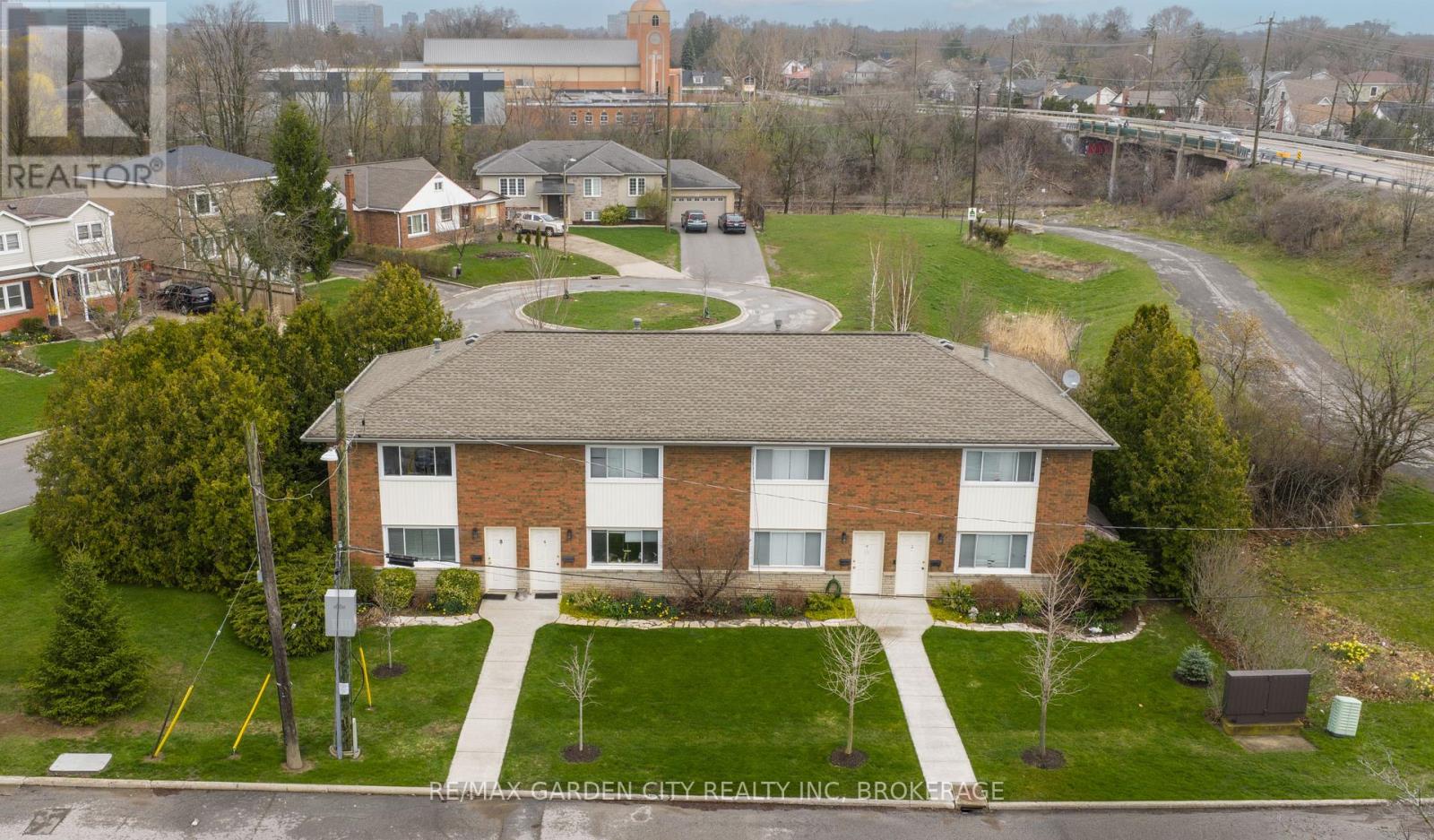 2-8 RIVERVIEW BOULEVARD - 1