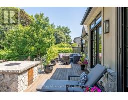 379 River Side Drive, Oakville, ON L6K3N6 Photo 39
