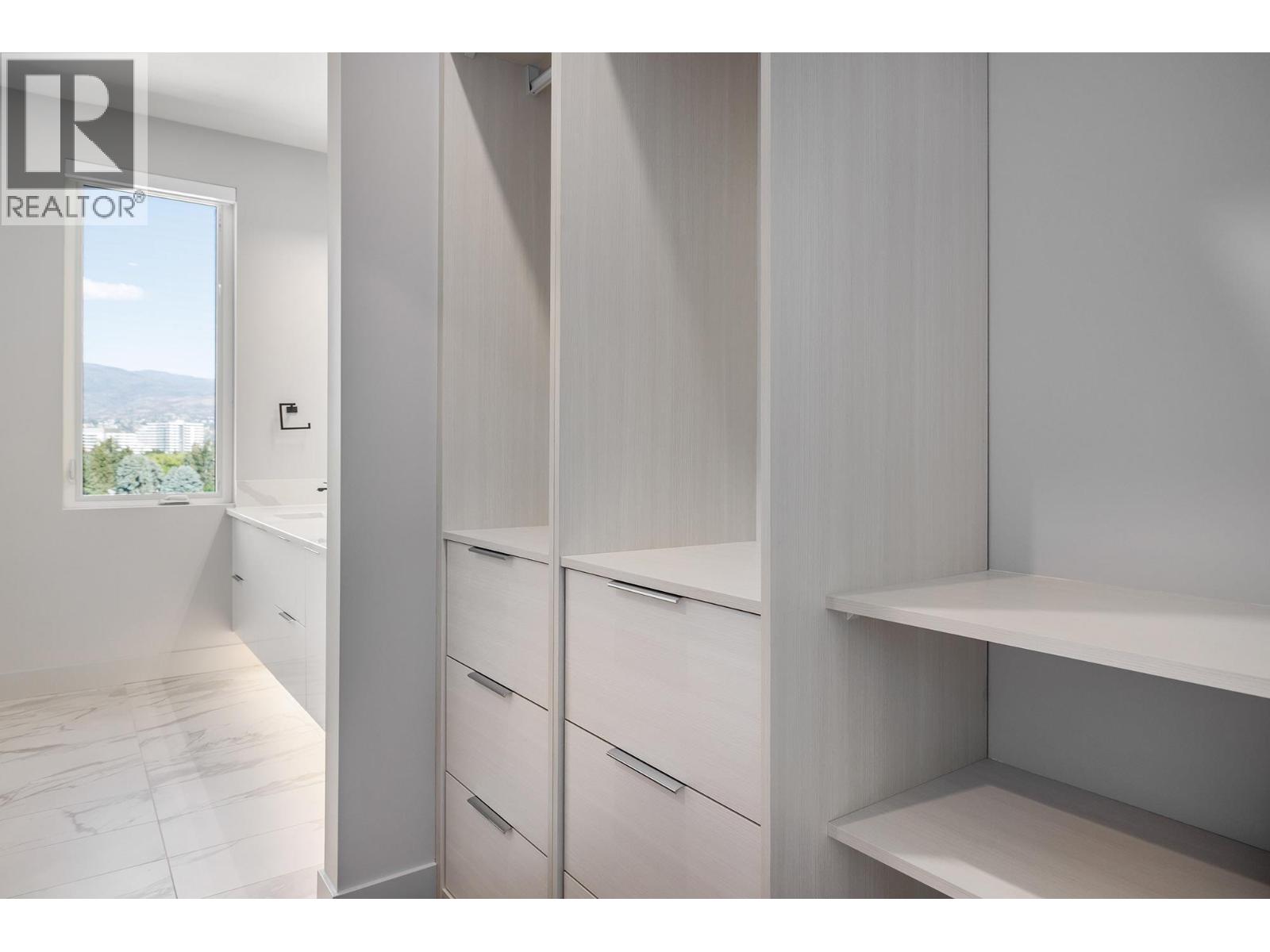 701 3634 Mission Springs Drive, Kelowna