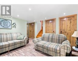 Foyer - 7525 Highway 89, Wellington North, ON N0G2L0 Photo 6
