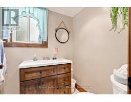 Family room - 7525 Highway 89, Wellington North, ON N0G2L0 Photo 8