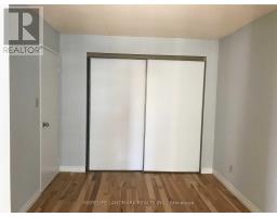 1122 - 633 Bay Street, Toronto, ON M5G2G4 Photo 8