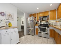 404 Bruneau Place, Langley, BC V4W3K9 Photo 6