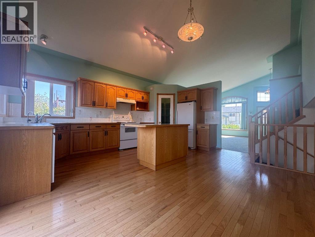 114 Sunridge Avenue - Image 22