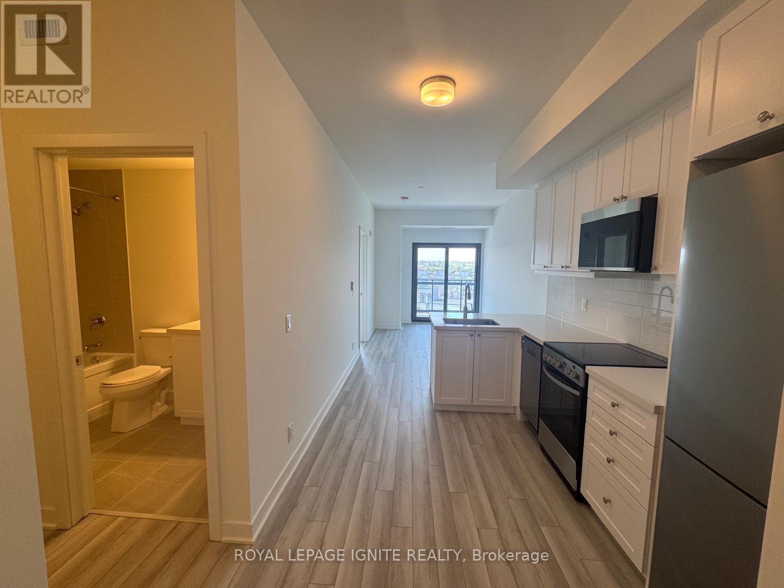 #620 51 CLARINGTON BOULEVARD - 7