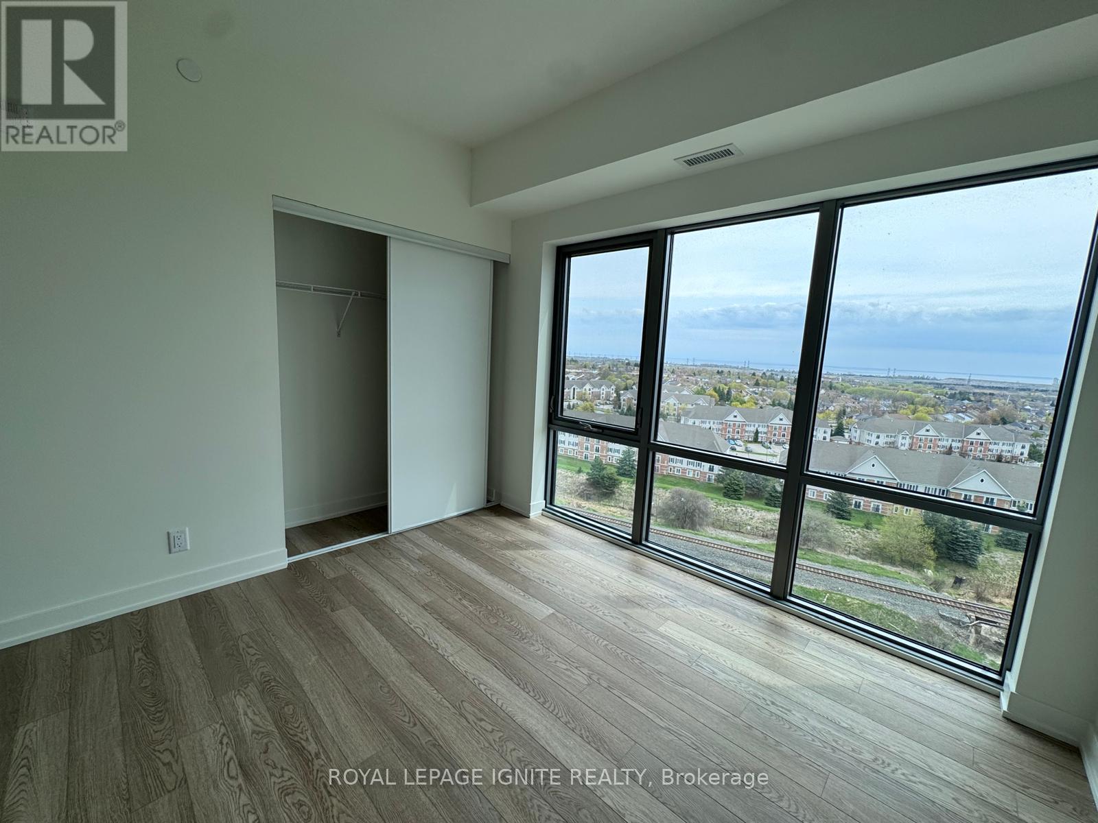 #1124 51 CLARINGTON BOULEVARD - 11
