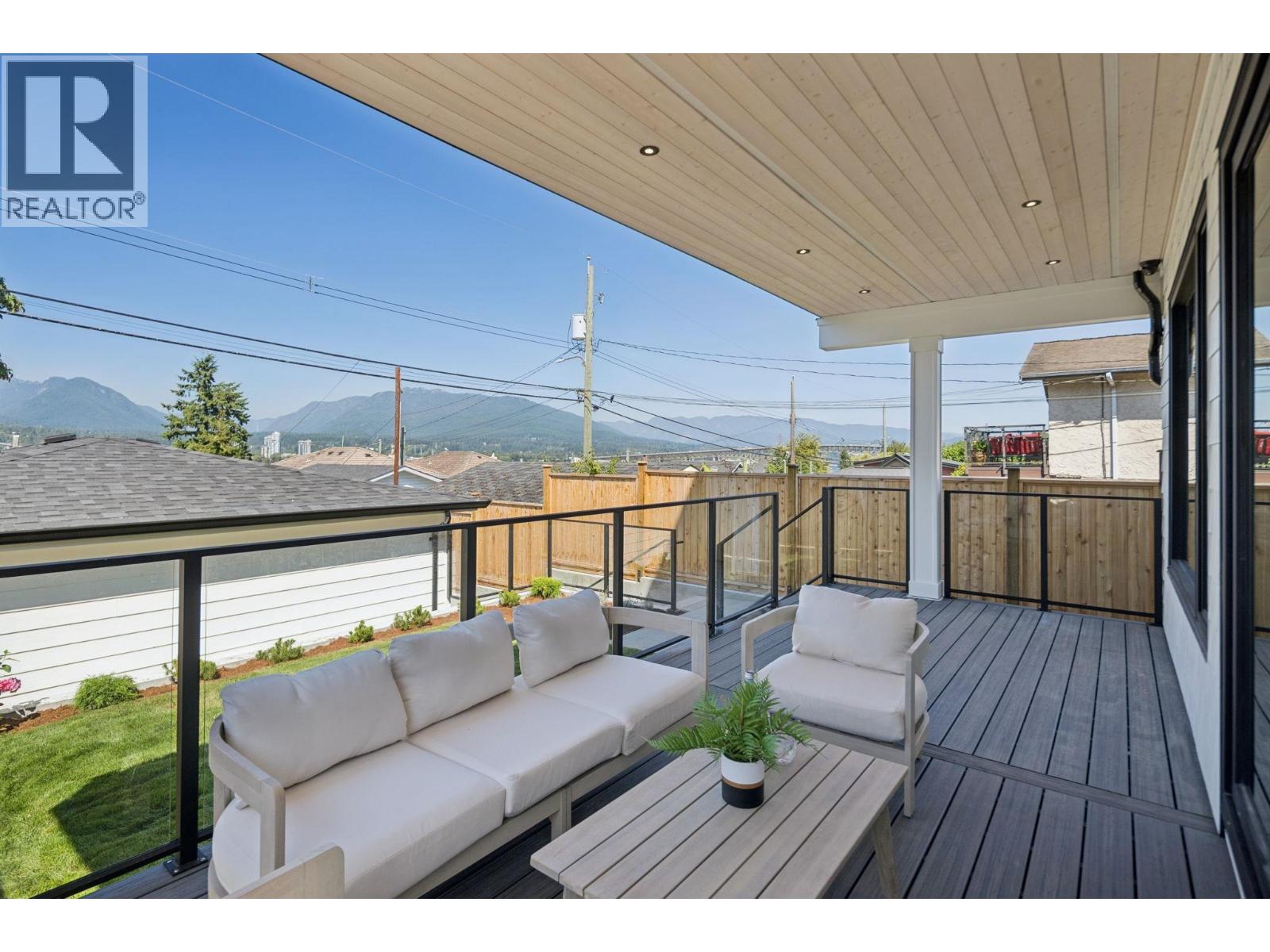 3 Bed, 4 Bath House for Sale in Vancouver – 2 2815 TRINITY STREET, Vancouver – MLS# R3151776 - Image 44
