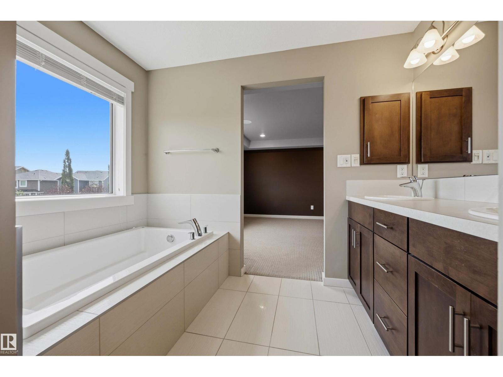 93 SHEPPARD WY - Image 27