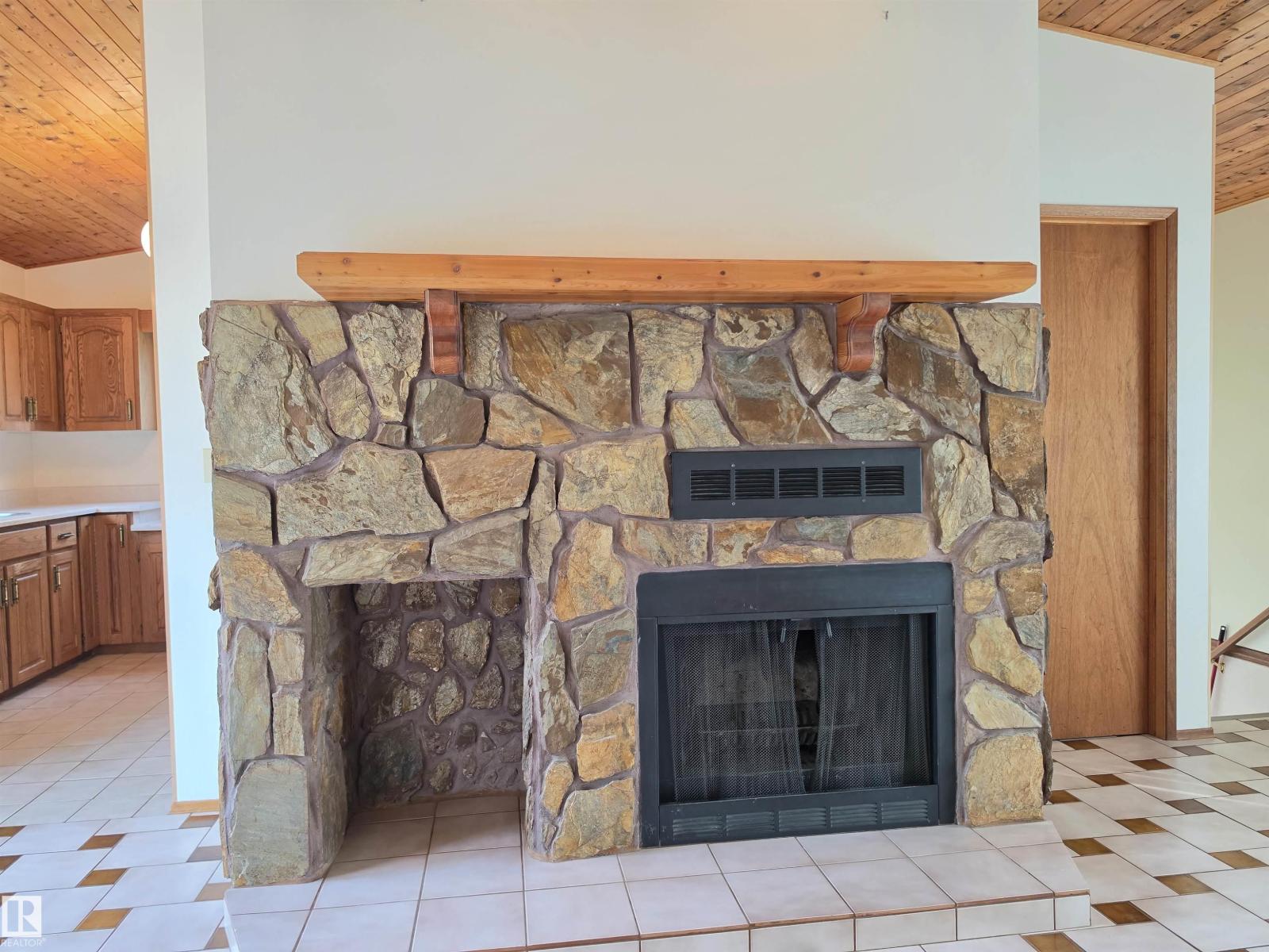 #12 53220 RGE ROAD 15 - Image 12