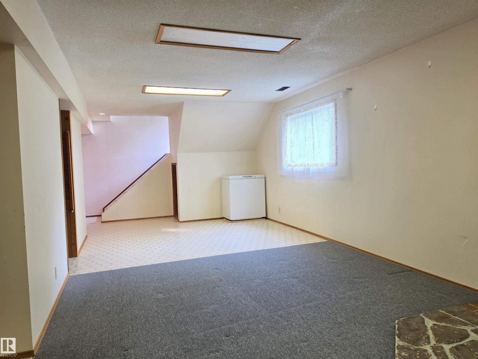 #12 53220 RGE ROAD 15 - 20