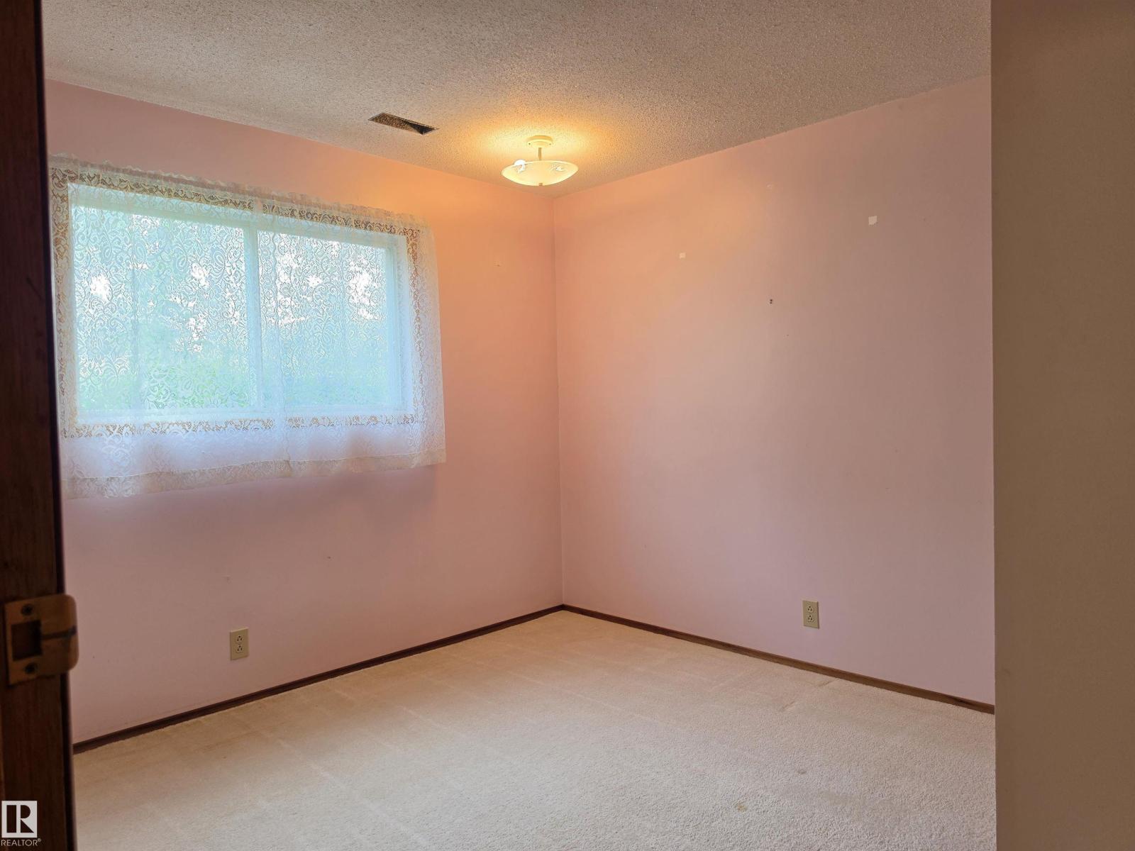 #12 53220 RGE ROAD 15 - 21