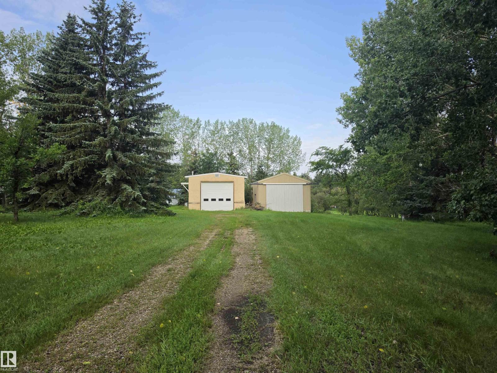 #12 53220 RGE ROAD 15 - 25