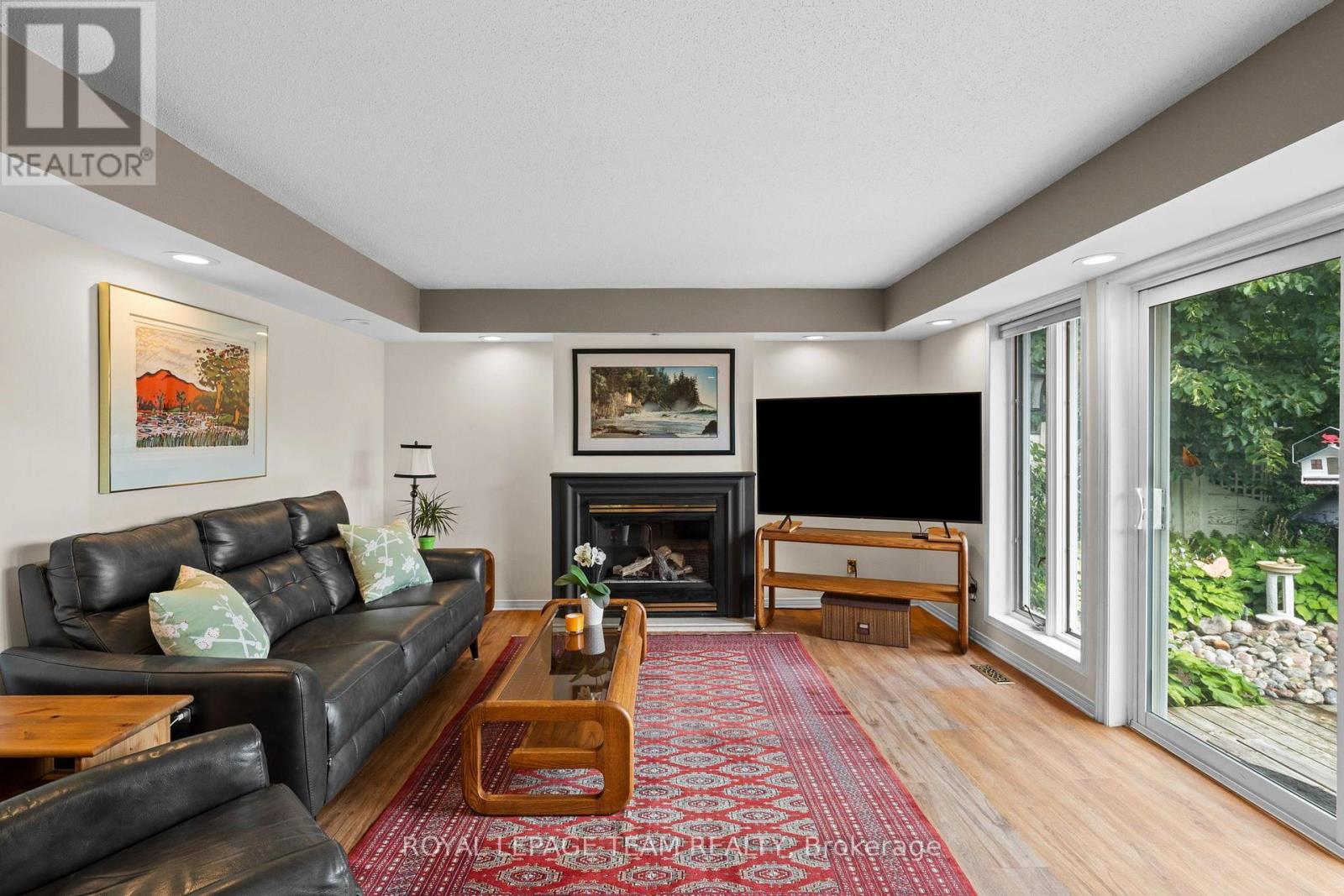 3 Bed, 2 Bath House for Sale in Ottawa – 1282 FAIRWAY DRIVE, Ottawa – MLS# X13647360 - Image 17