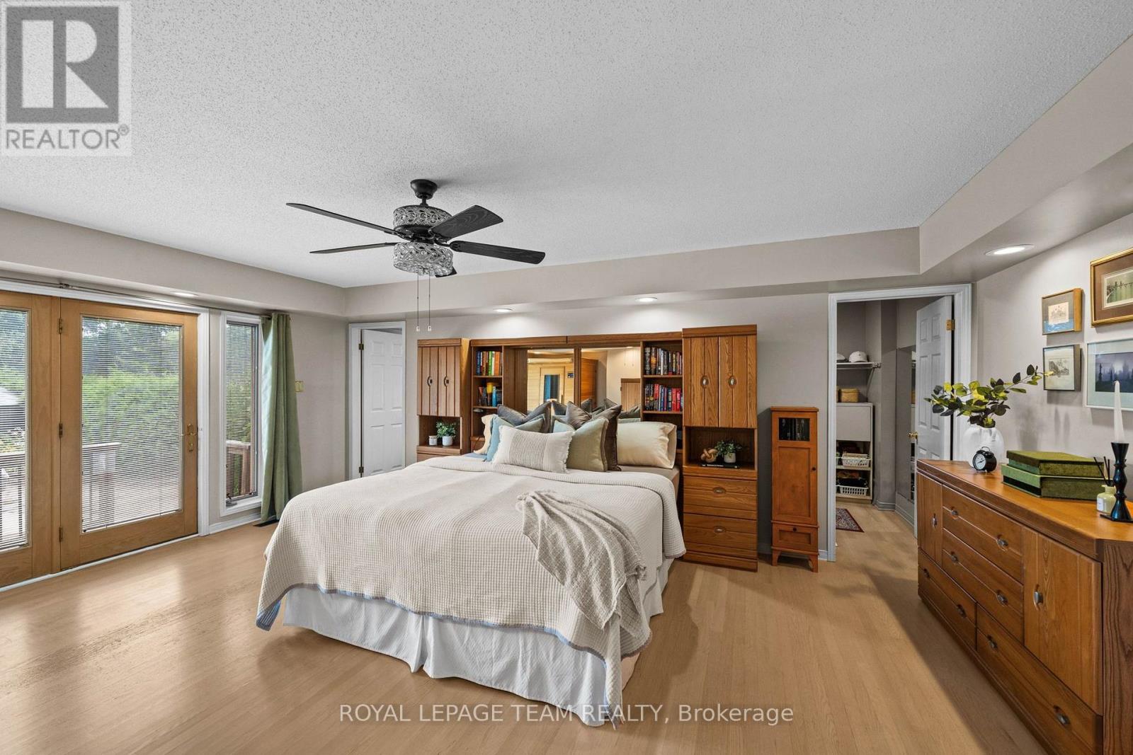3 Bed, 2 Bath House for Sale in Ottawa – 1282 FAIRWAY DRIVE, Ottawa – MLS# X13647360 - Image 20