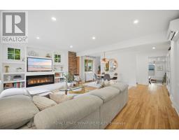 Living room - 83 Mill Street S, Brampton, ON L6Y1S9 Photo 6