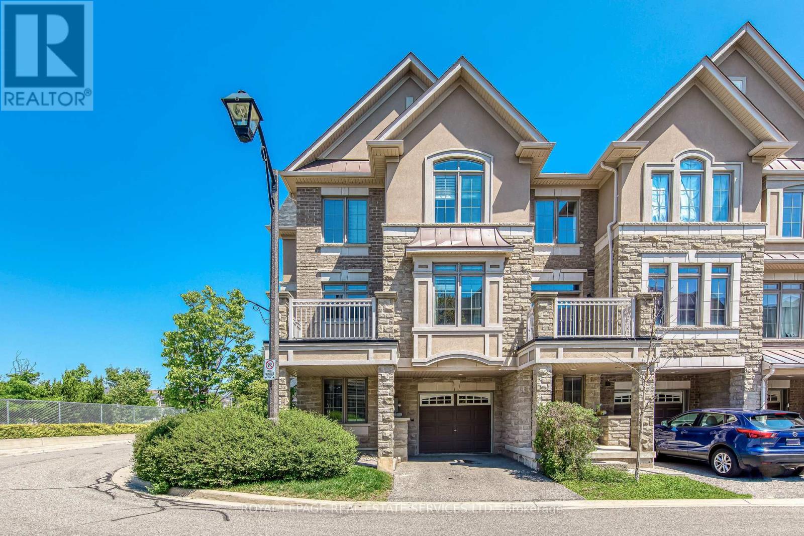 Photo of 2435 Greenwich Drive