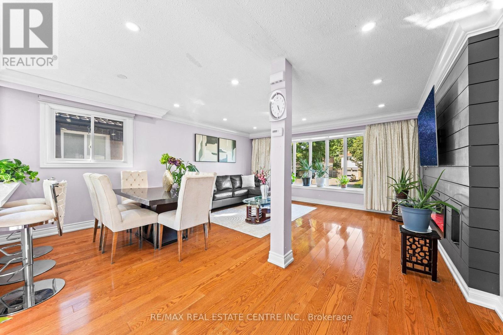 27 JEFFERSON ROAD - 12