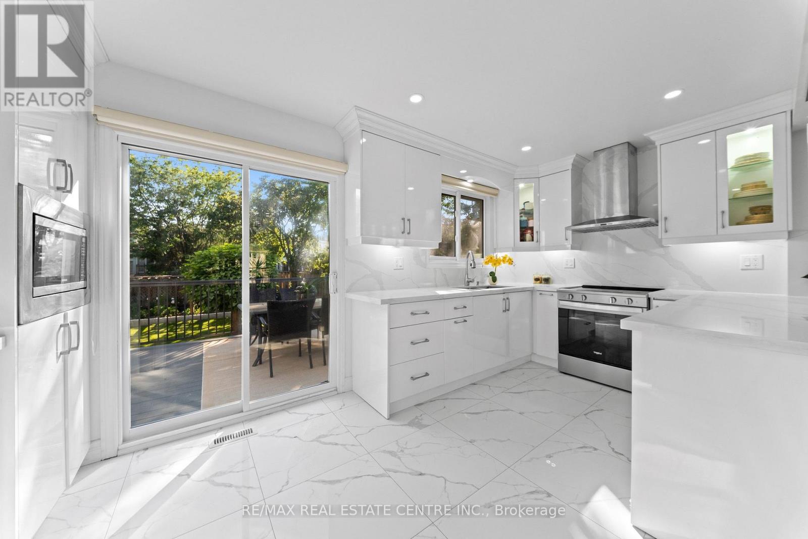 27 JEFFERSON ROAD - 16