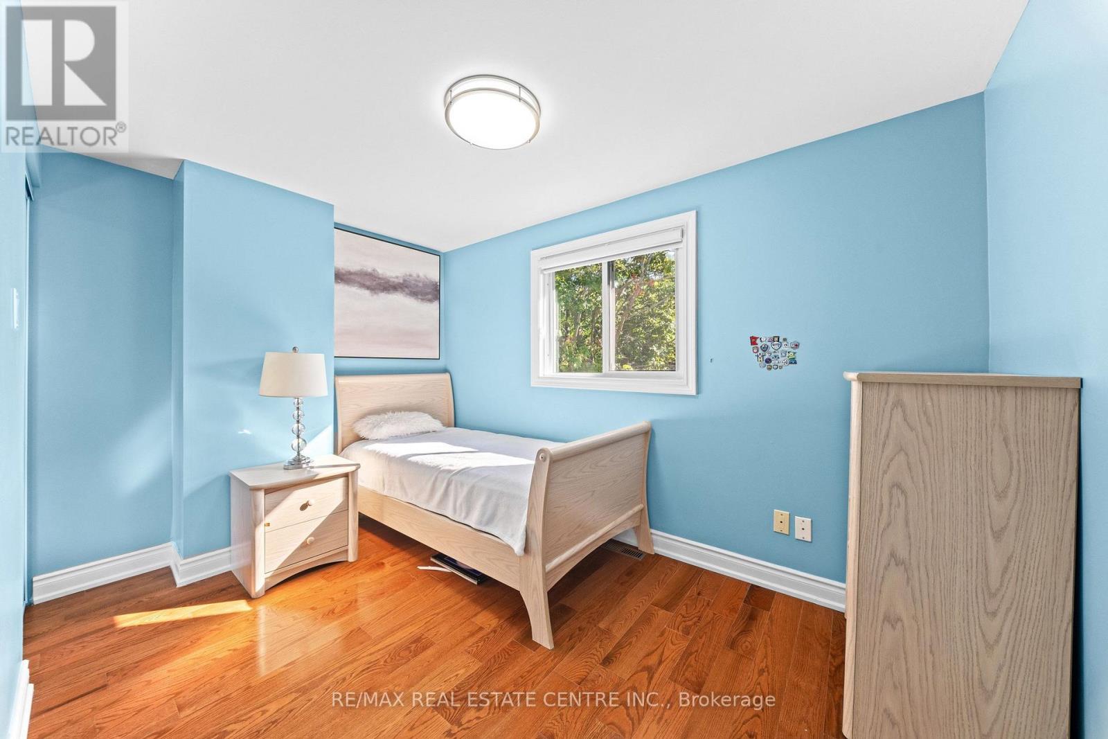 27 JEFFERSON ROAD - 24