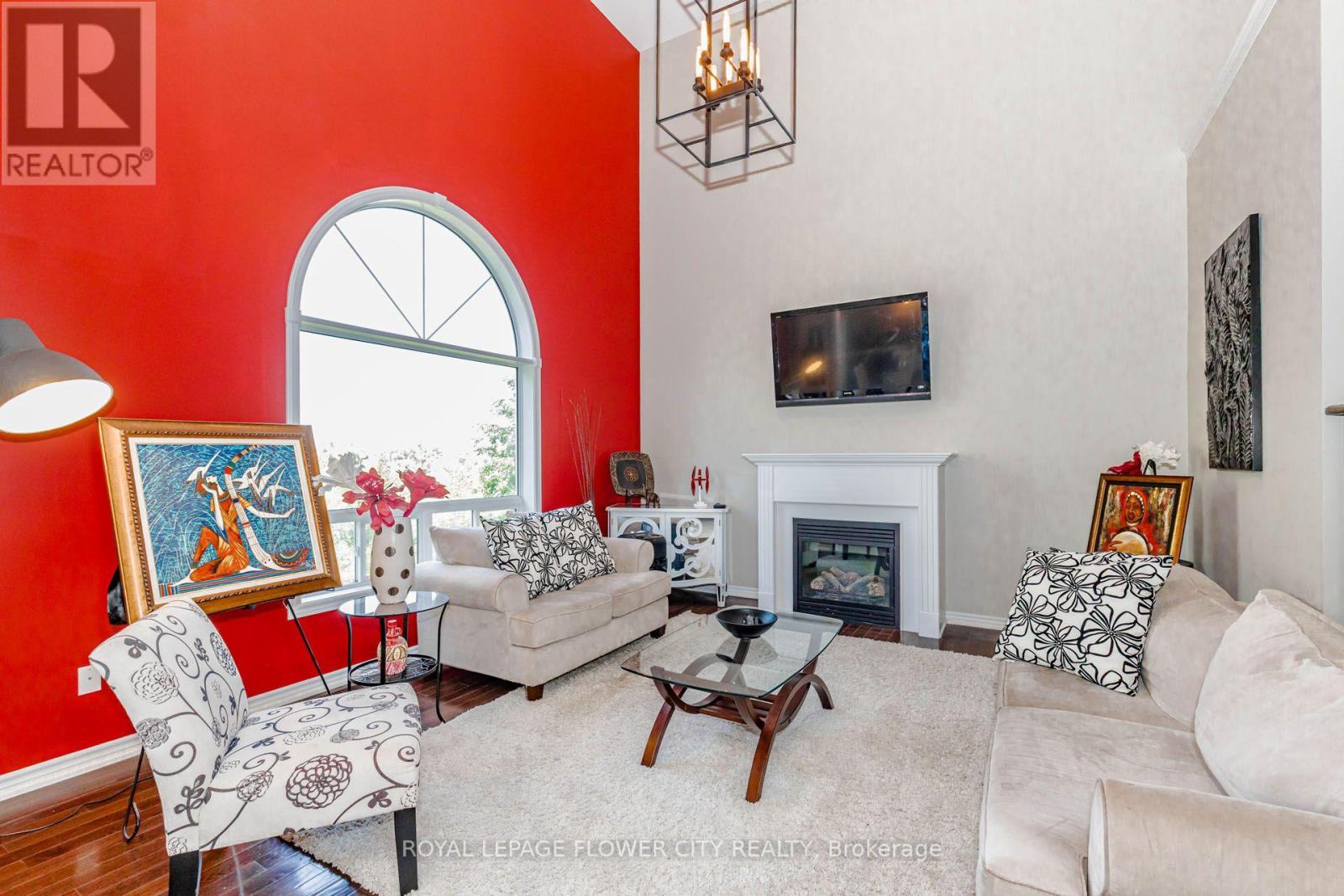 944 O'REILLY CRESCENT - 17