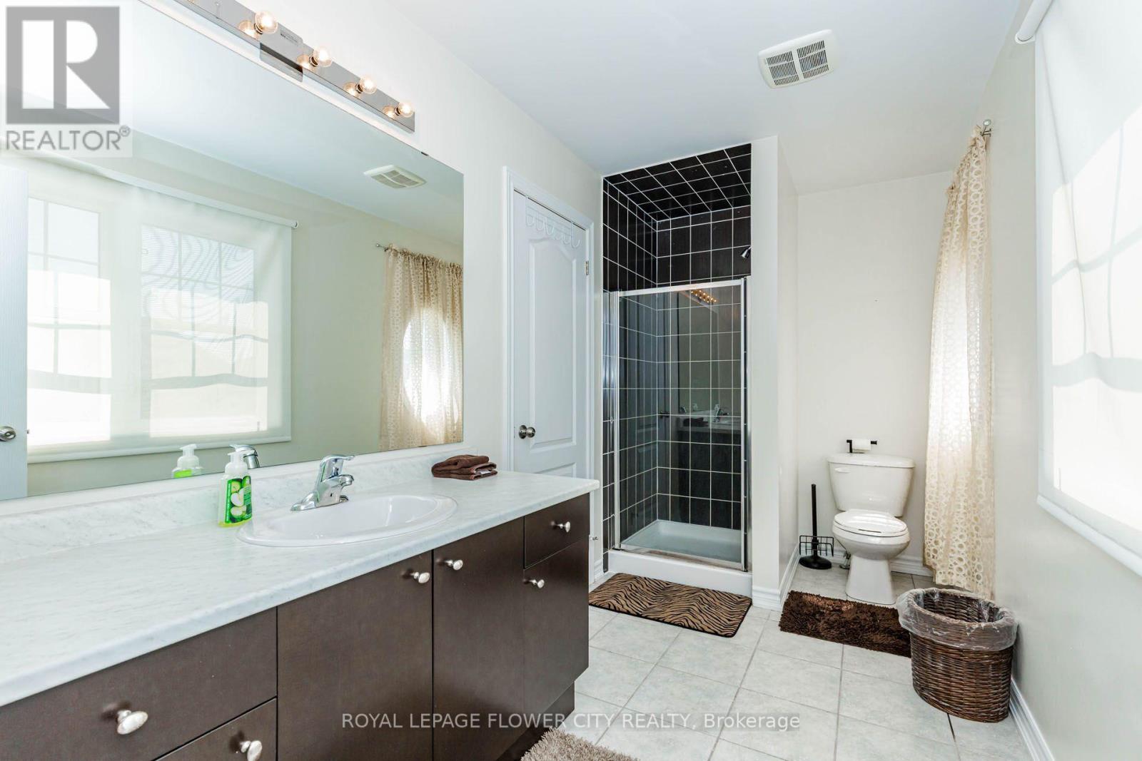 944 O'REILLY CRESCENT - 28