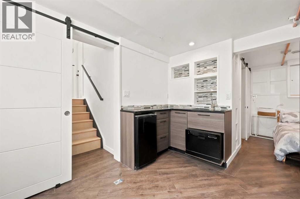 #68 27 Silver Springs Drive NW - 31