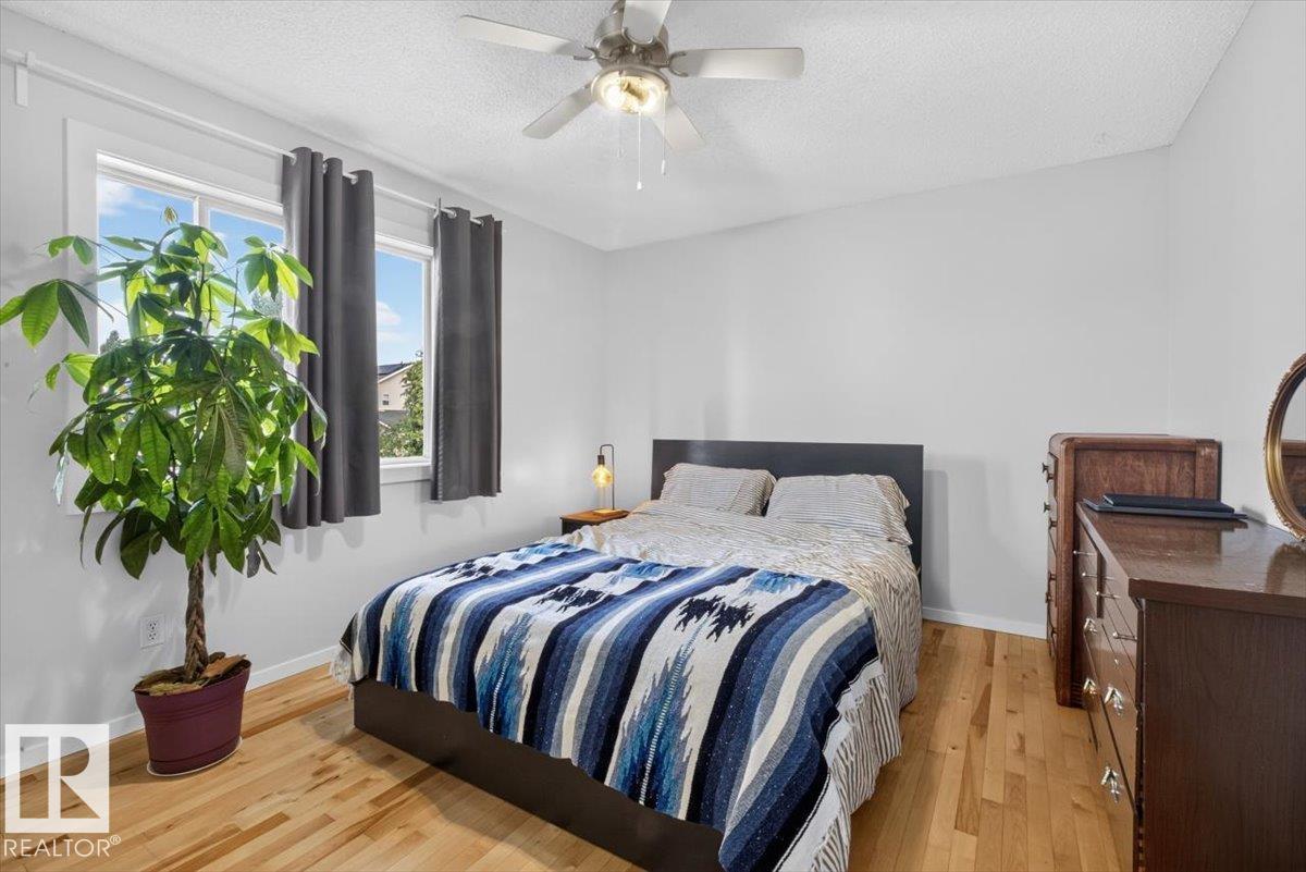722 88A ST SW - 27