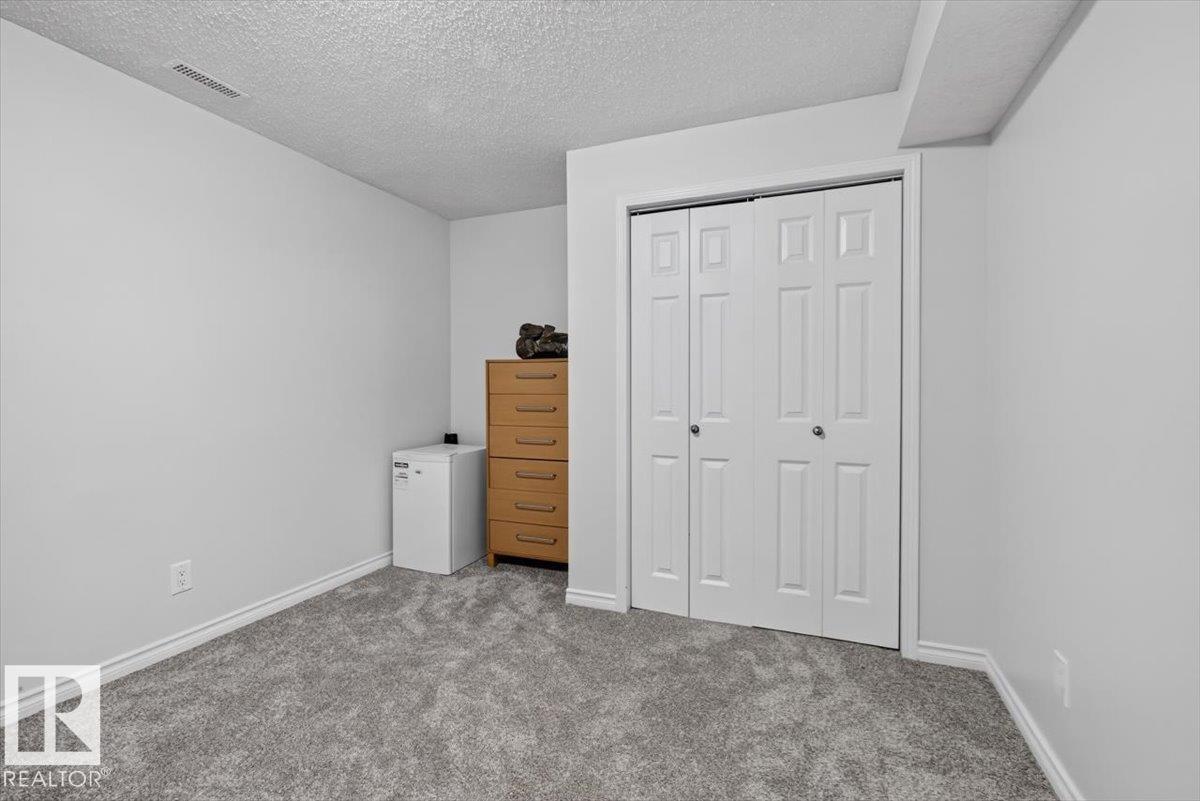 722 88A ST SW - 36