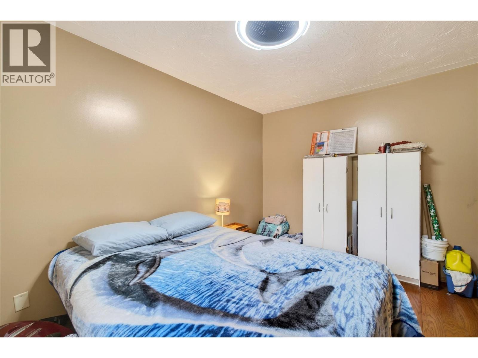 4640 70 Avenue NE - 28