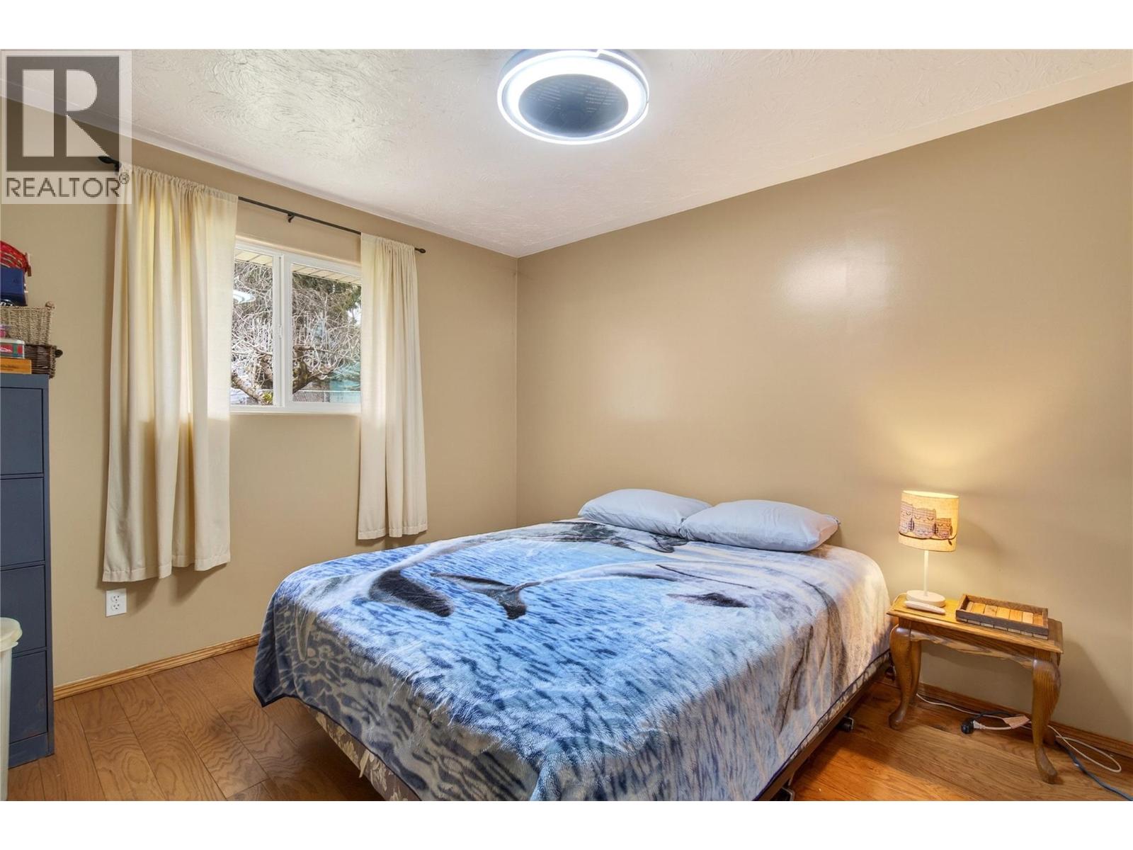 4640 70 Avenue NE - 26