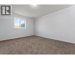 8948 Rundle Place, Canal Flats, BC V0B1B0 Photo 12