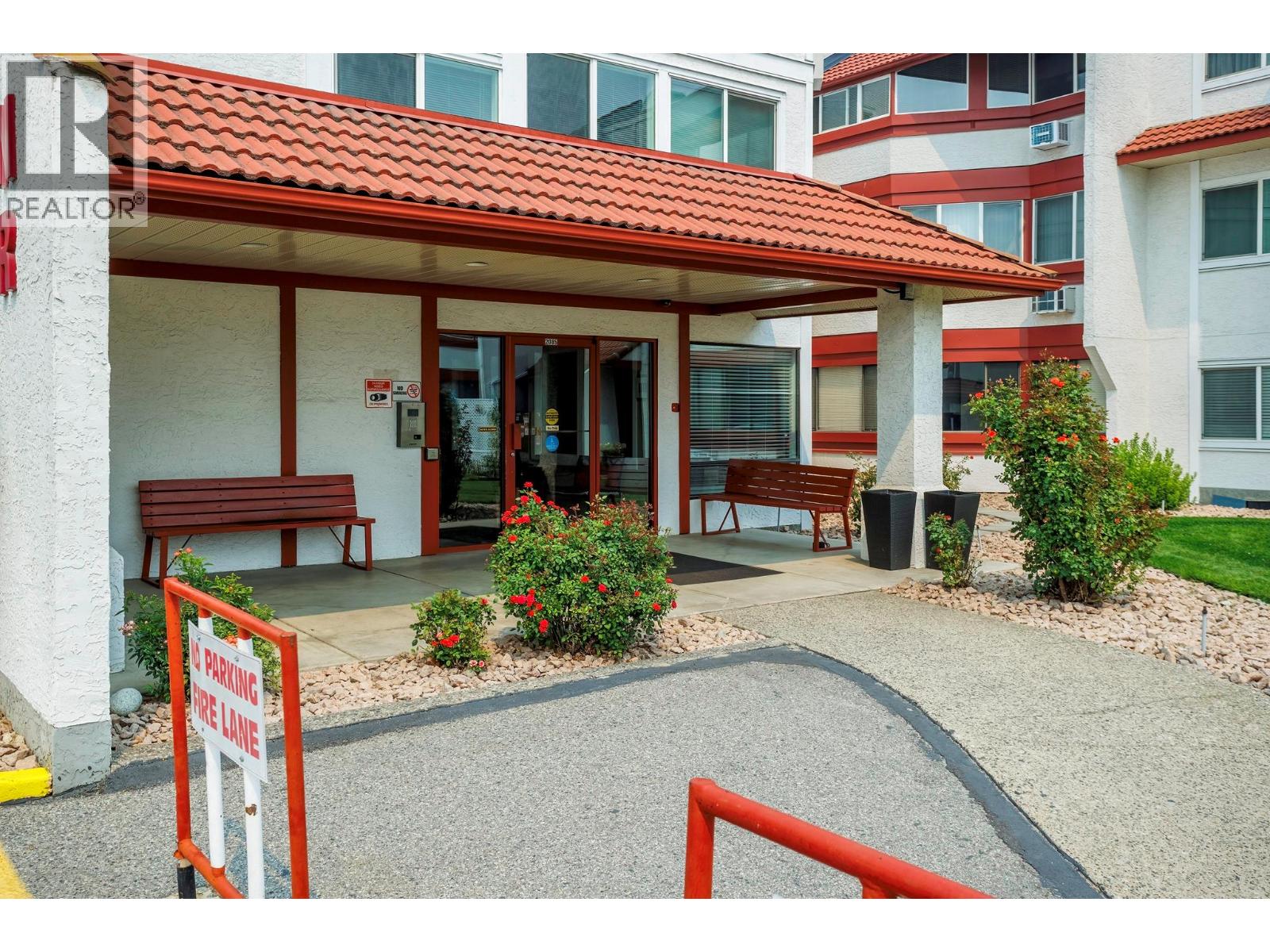 211 2085 Gordon Drive, Kelowna